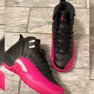 ✨Jordan 12 “deadly pink” ✨